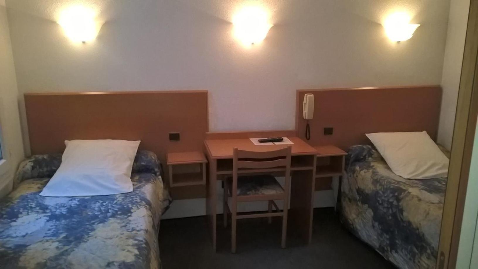 Hotel Compostelle Lourdes Exterior foto