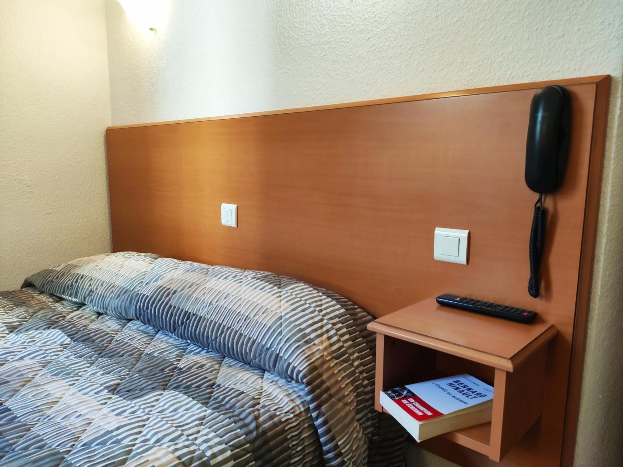 Hotel Compostelle Lourdes Exterior foto
