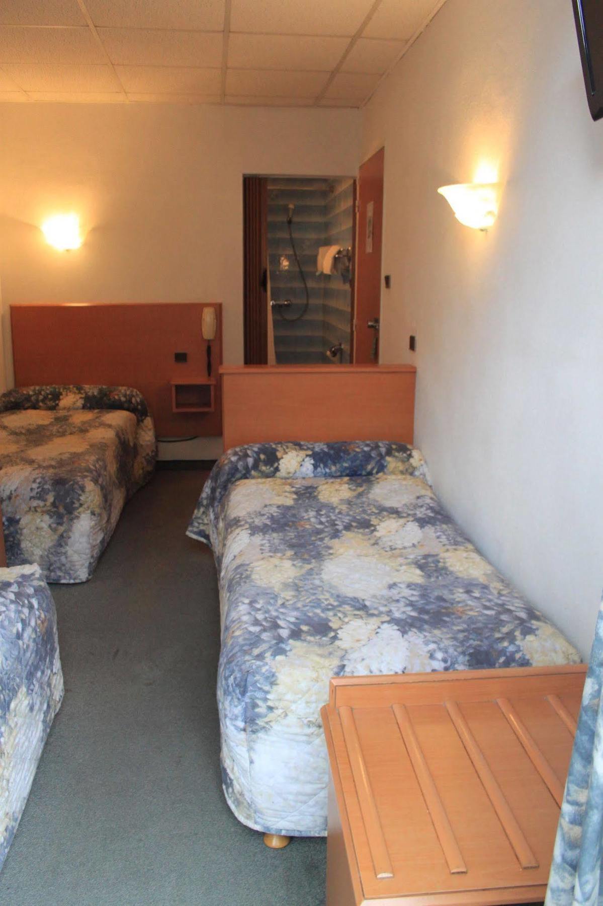 Hotel Compostelle Lourdes Exterior foto
